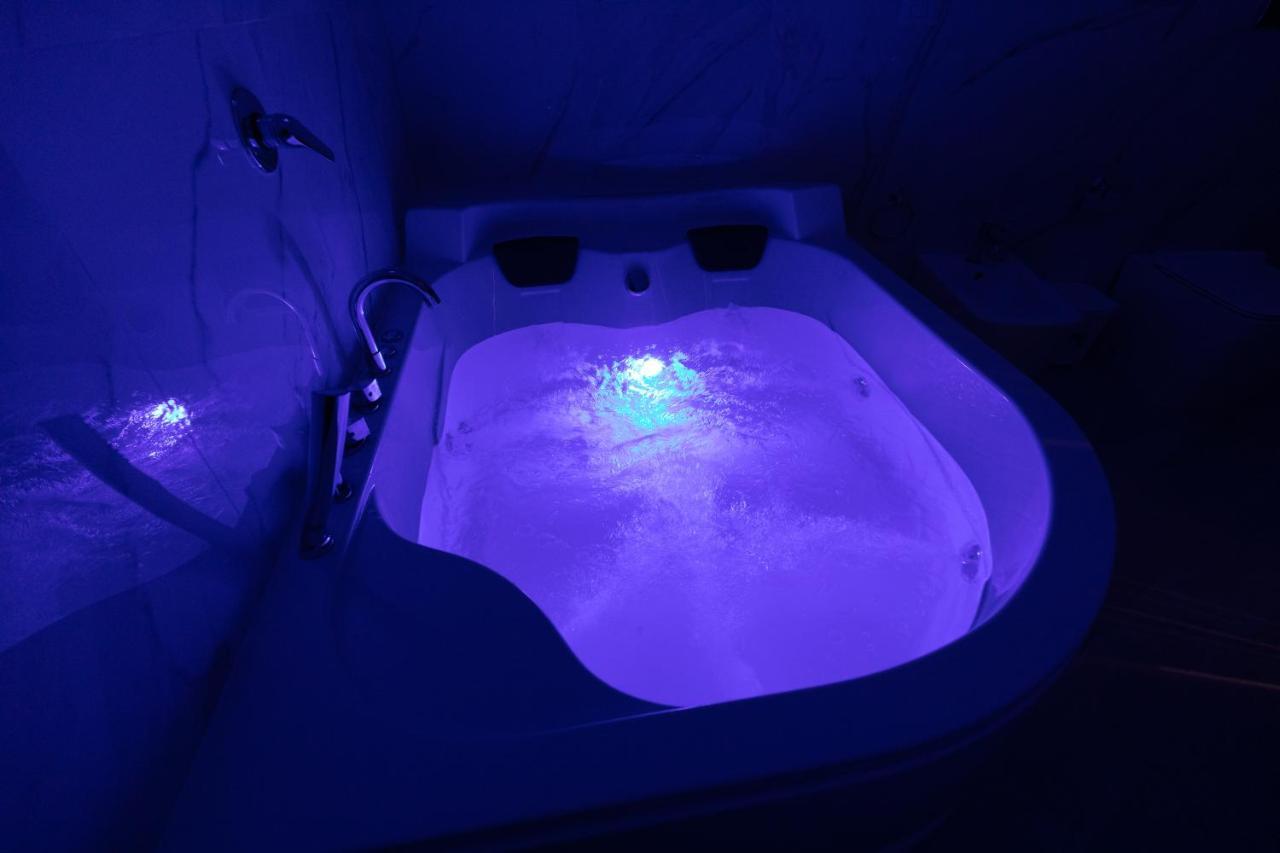 My Brilliant With Jacuzzi 2 Steps From St Toledo * Naples