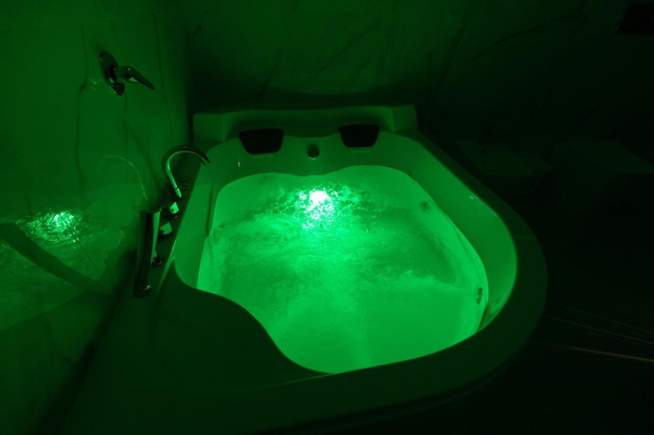 My Brilliant With Jacuzzi 2 Steps From St Toledo Maison d'hôtes Naples