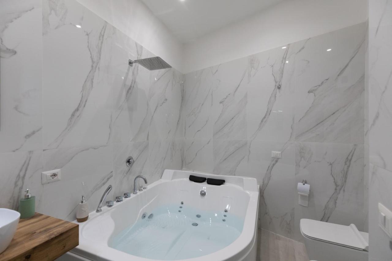 My Brilliant With Jacuzzi 2 Steps From St Toledo * Naples