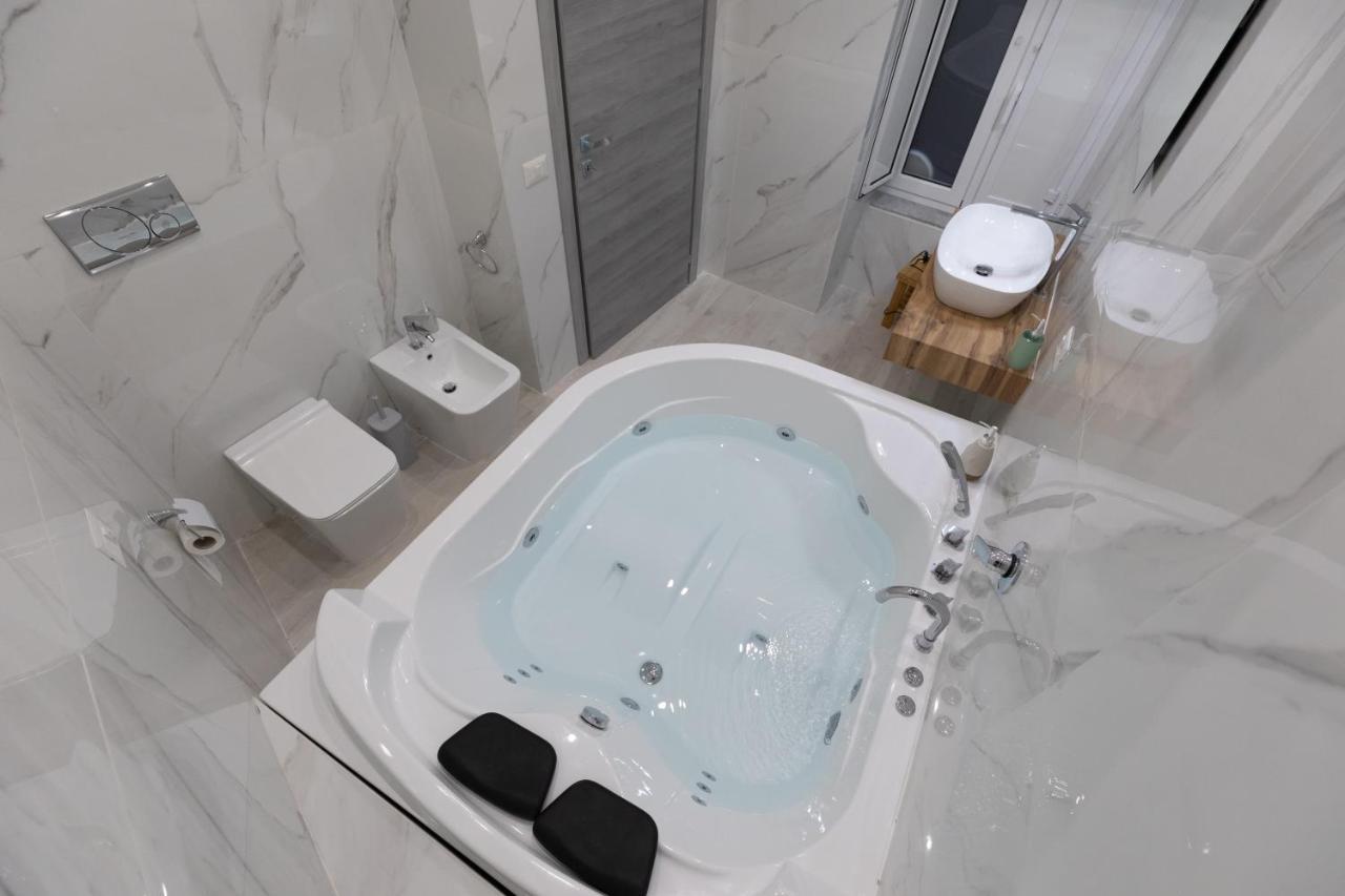 Maison d'hôtes My Brilliant With Jacuzzi 2 Steps From St Toledo *